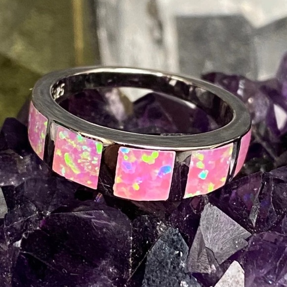Jewelry - Pink opal inlay sterling band ring